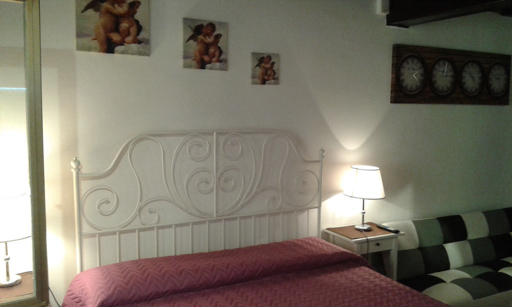 Vesta Domus Hotel Рим Стая снимка
