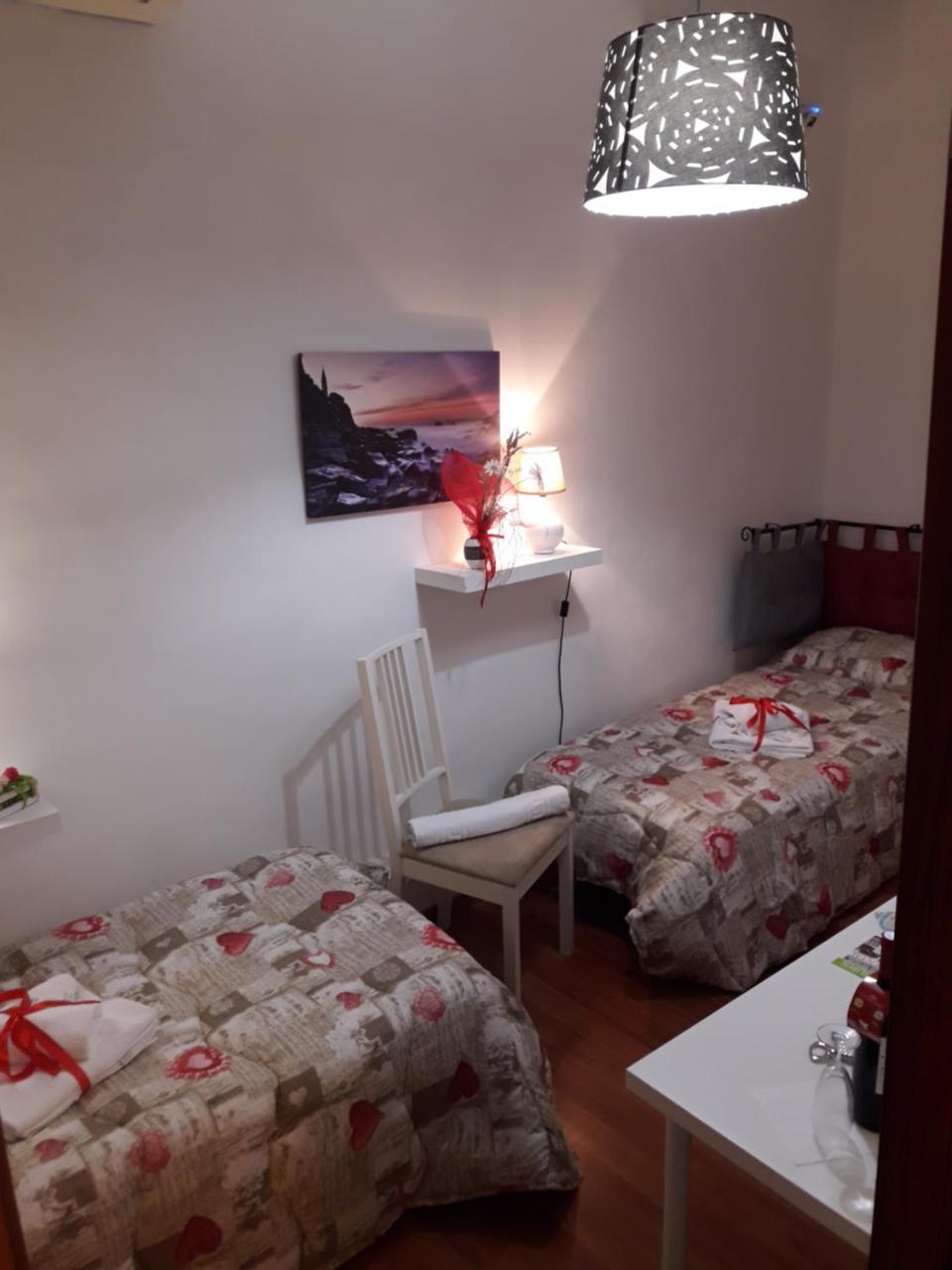 Vesta Domus Hotel Рим Екстериор снимка